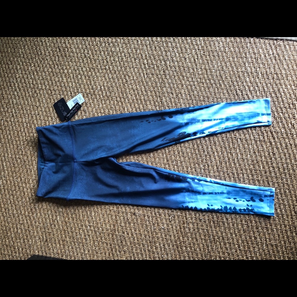 Onzie high rise Midi Tie Dye yoga pants